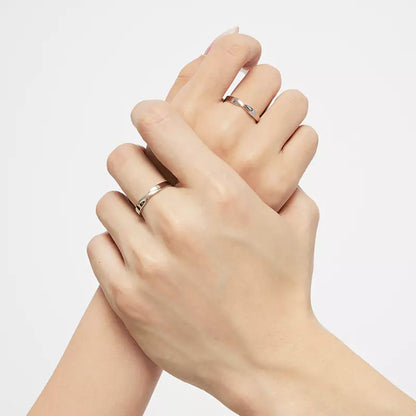Mobius Strip Ring